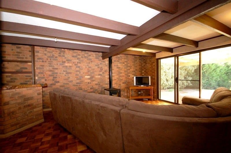 13 Raleigh Street, SEVILLE VIC 3139, Seville - Thumbnail 3