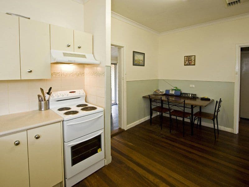 55 Hopkinson Way, WILSON WA 6107, Wilson - Thumbnail 8