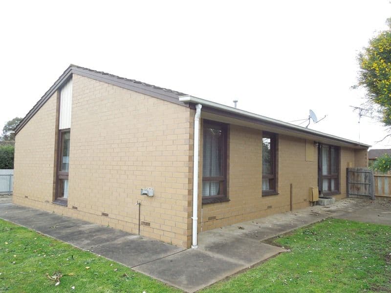 7 Maroonga Crescent, MOUNT GAMBIER SA 5290, Mount Gambier - Image 1