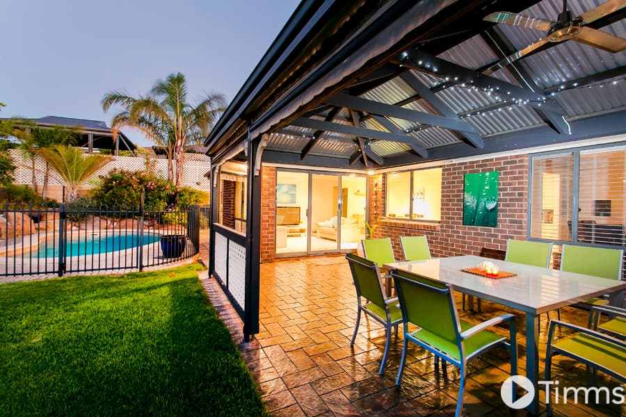 13 Brett Crescent, Hallett Cove - Thumbnail 2