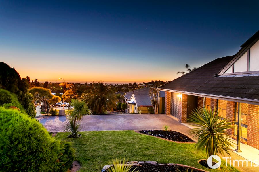 13 Brett Crescent, Hallett Cove - Thumbnail 4