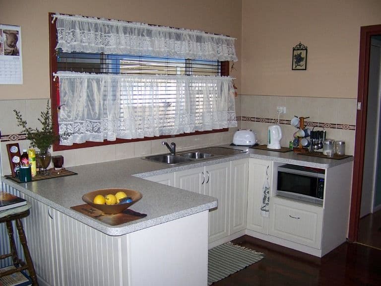 82 Ipsen Street, MANJIMUP WA 6258, Manjimup - Thumbnail 2