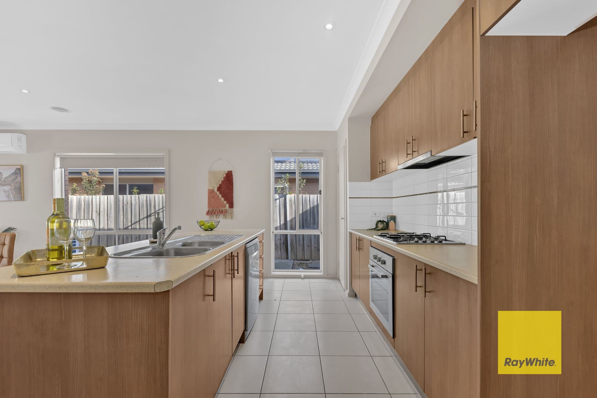5 Bliss Street, Point Cook VIC 3030, Point Cook - Thumbnail 5