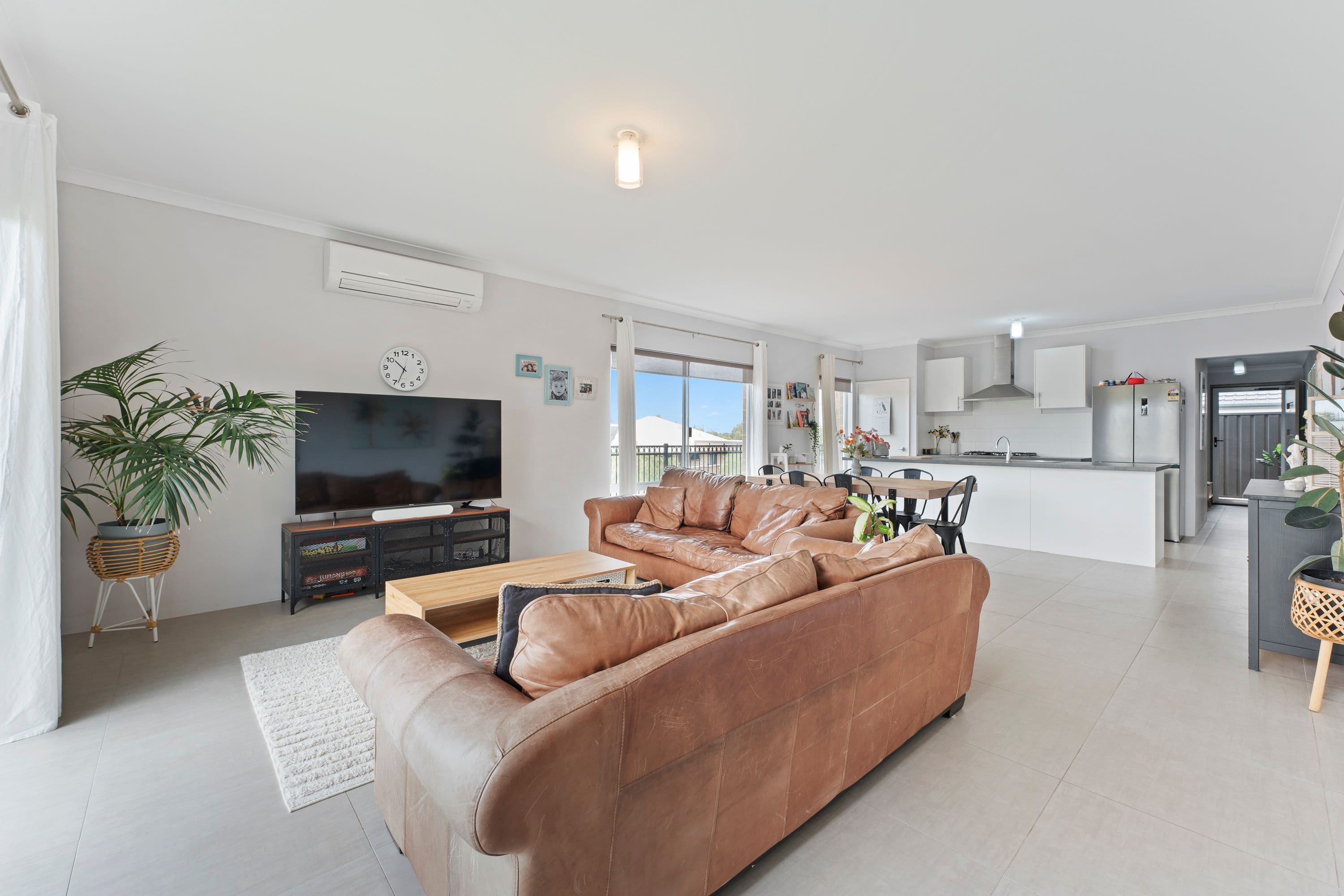 2 Dugong Lane, Baldivis WA 6171, Baldivis - Thumbnail 2
