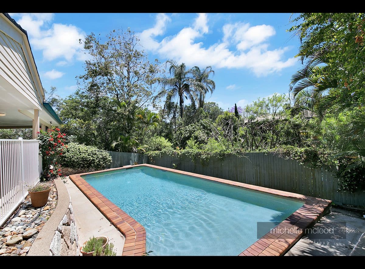 11 Dellamara Street, Chapel Hill QLD 4069, Chapel Hill - Thumbnail 4
