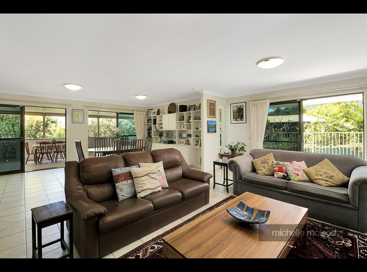 11 Dellamara Street, Chapel Hill QLD 4069, Chapel Hill - Thumbnail 6