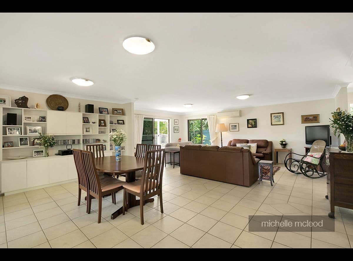 11 Dellamara Street, Chapel Hill QLD 4069, Chapel Hill - Thumbnail 8