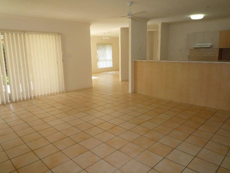 63 River Meadows Drive, UPPER COOMERA QLD 4209, Upper Coomera - Thumbnail 3
