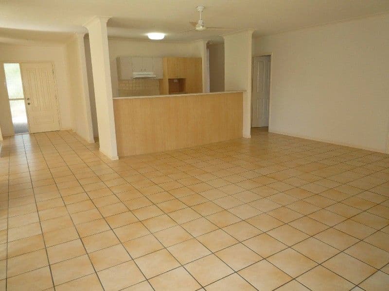 63 River Meadows Drive, UPPER COOMERA QLD 4209, Upper Coomera - Thumbnail 6