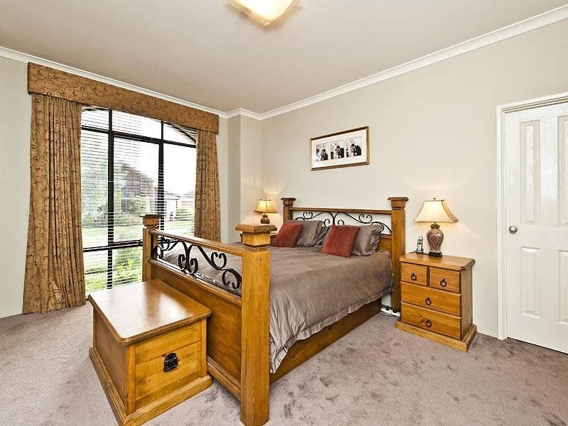 14 Woburn Park Avenue, ELLENBROOK WA 6069, Ellenbrook - Thumbnail 3