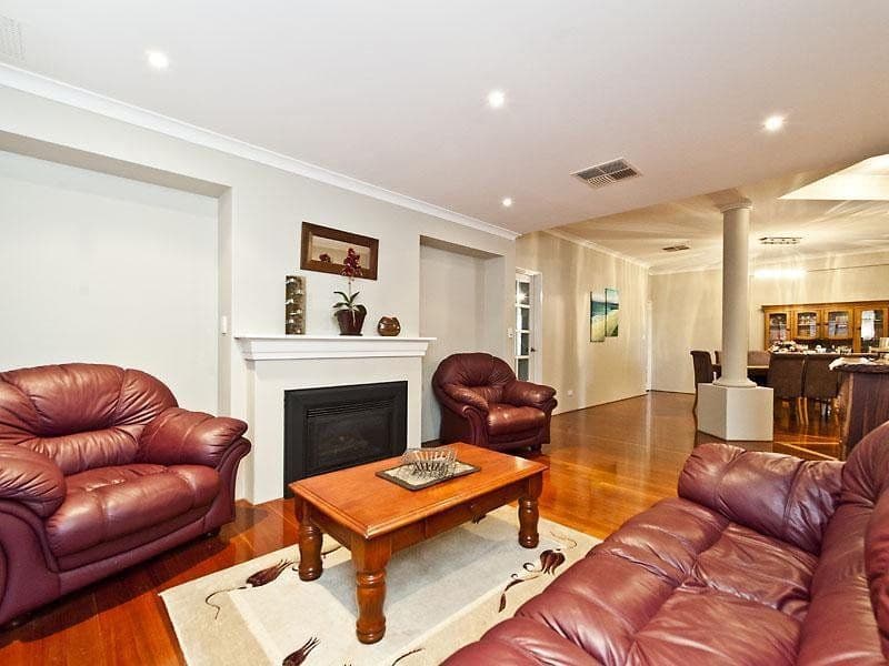 14 Woburn Park Avenue, ELLENBROOK WA 6069, Ellenbrook - Thumbnail 7
