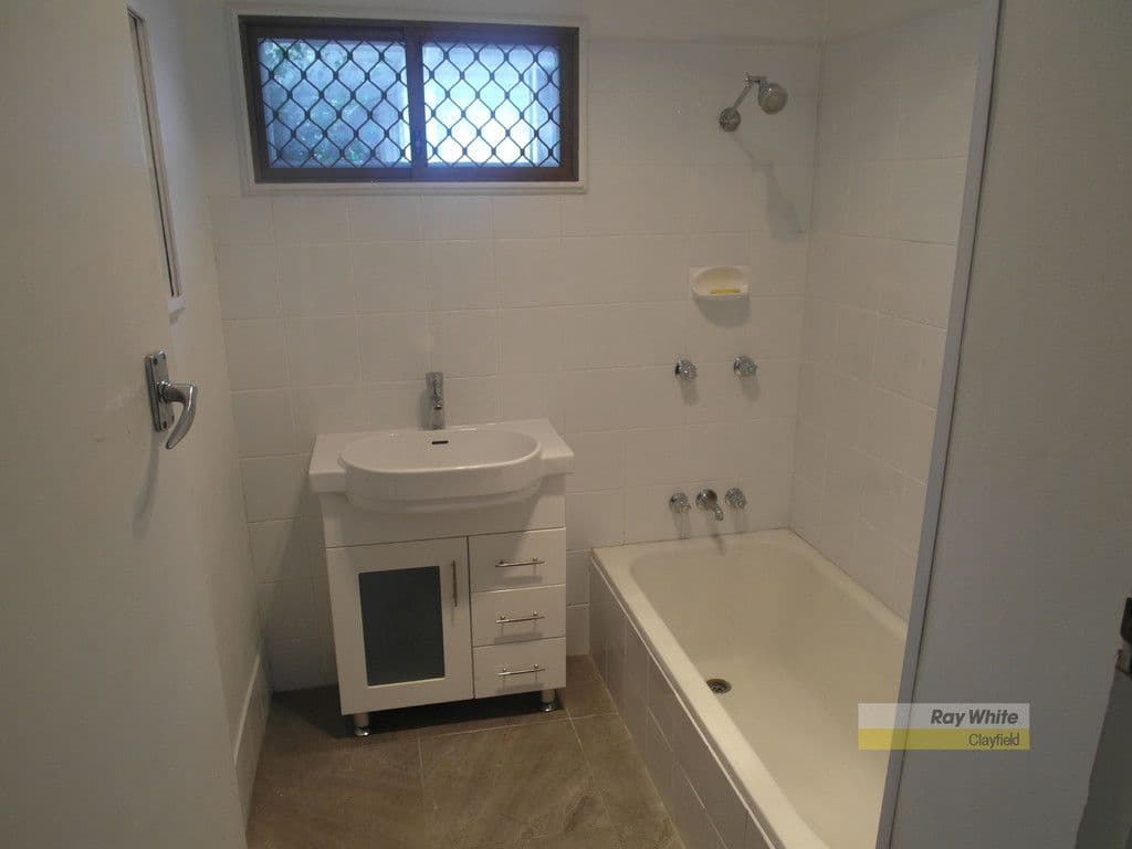 10 Frankit Street, Wavell Heights QLD 4012, Wavell Heights - Thumbnail 8