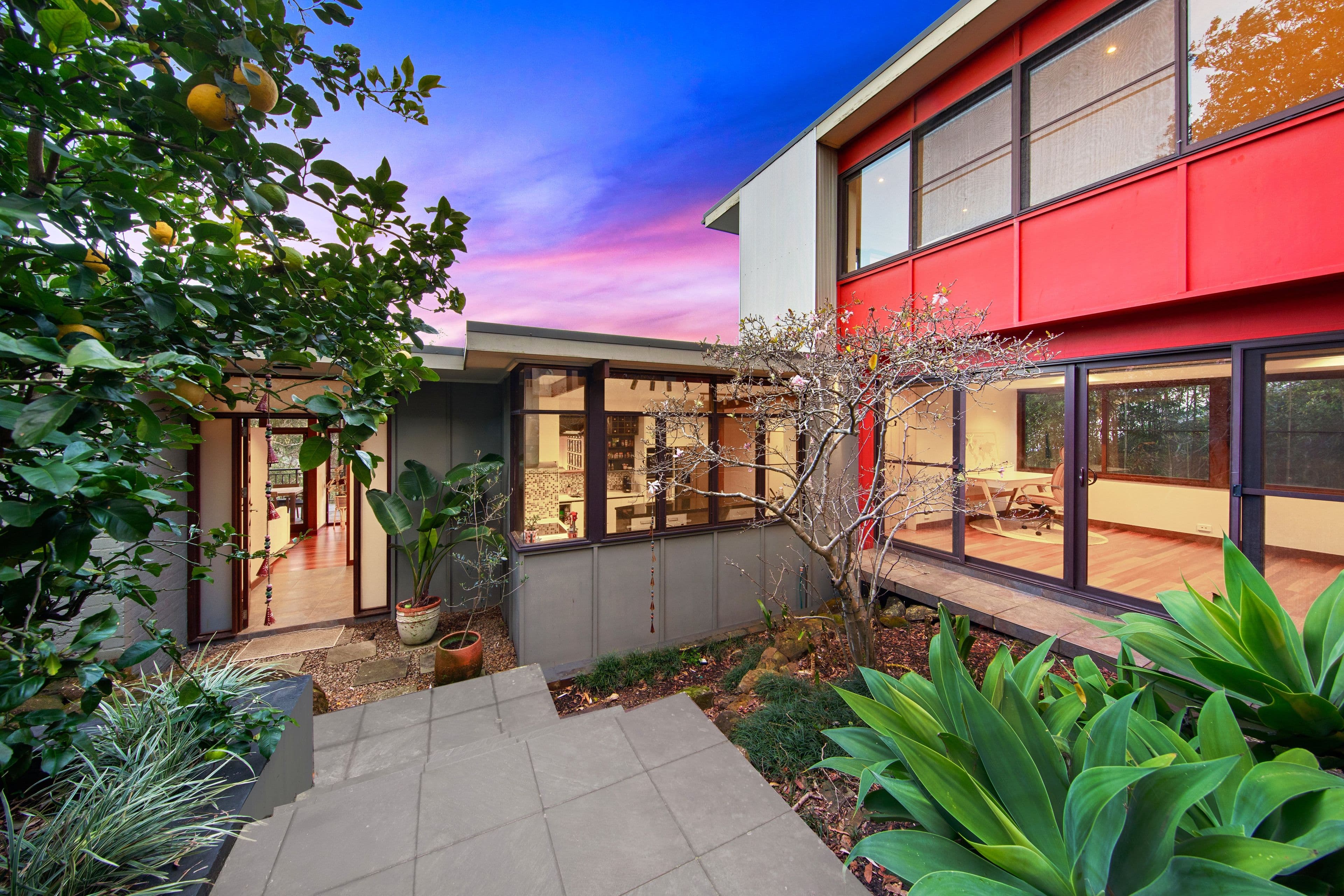 42 Londonderry Drive, Killarney Heights NSW 2087, Killarney Heights - Thumbnail 2