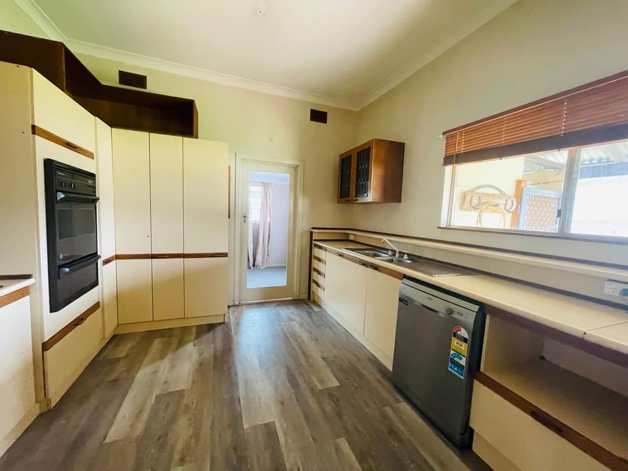 15 Innes Street, Condobolin NSW 2877, Condobolin - Thumbnail 5