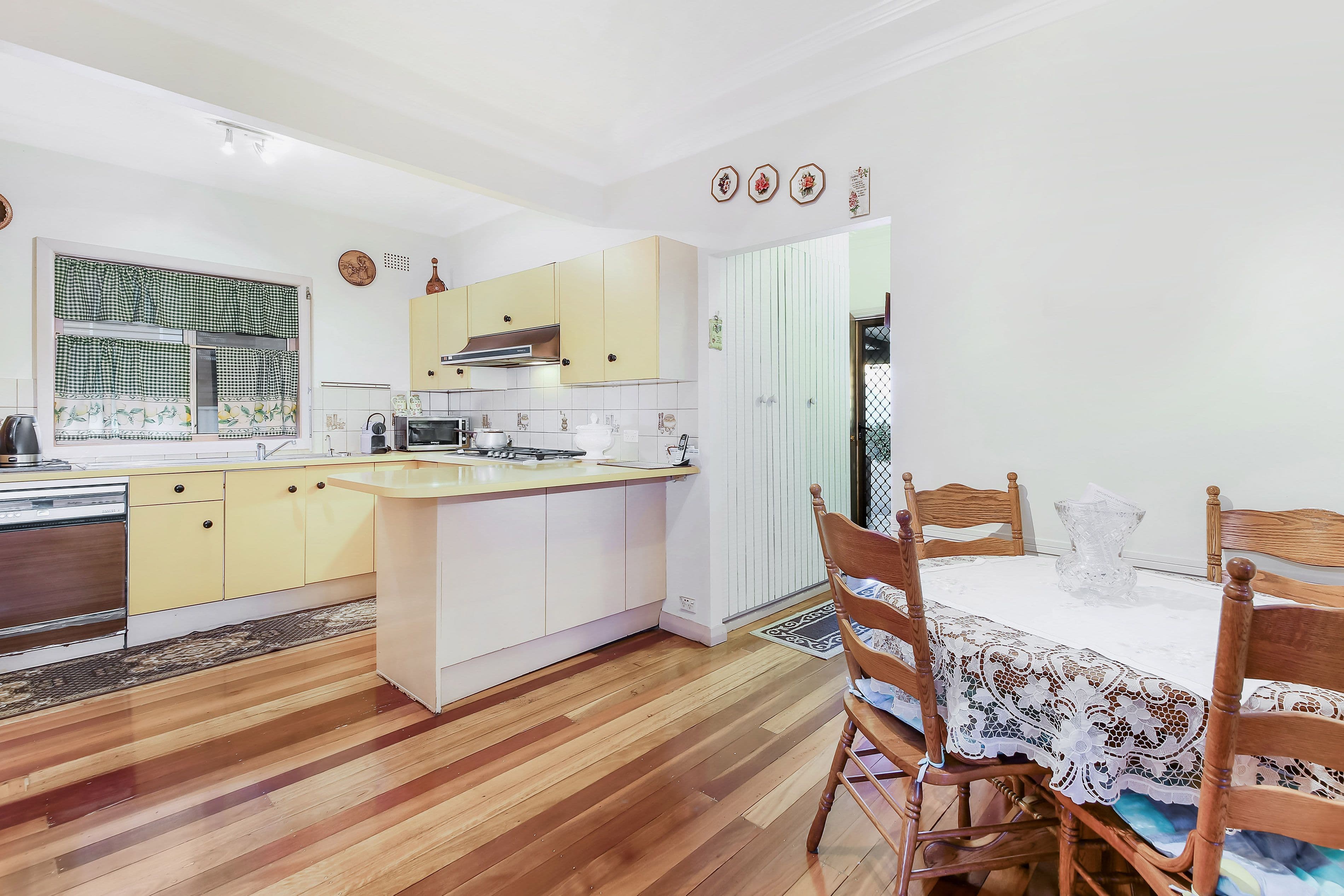 235 Cooper Road, Yagoona - Thumbnail 3