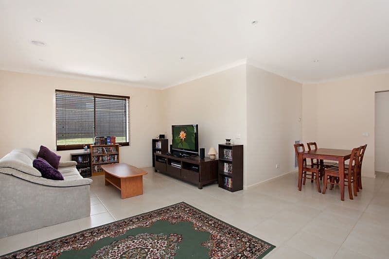 72 Grices Road, BERWICK VIC 3806, Berwick - Thumbnail 3