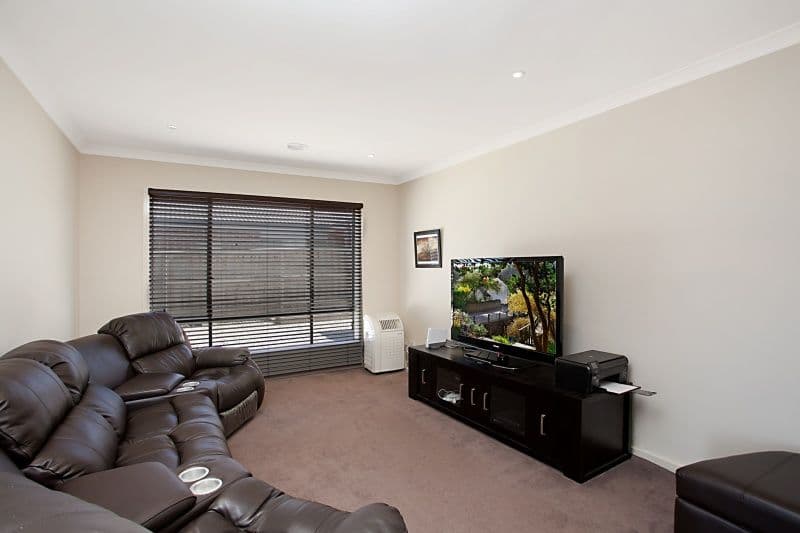 72 Grices Road, BERWICK VIC 3806, Berwick - Thumbnail 4