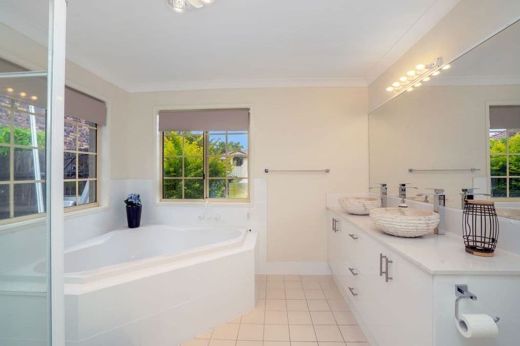 41 Desert Falls Crescent, Parkwood QLD 4214, Parkwood - Thumbnail 5