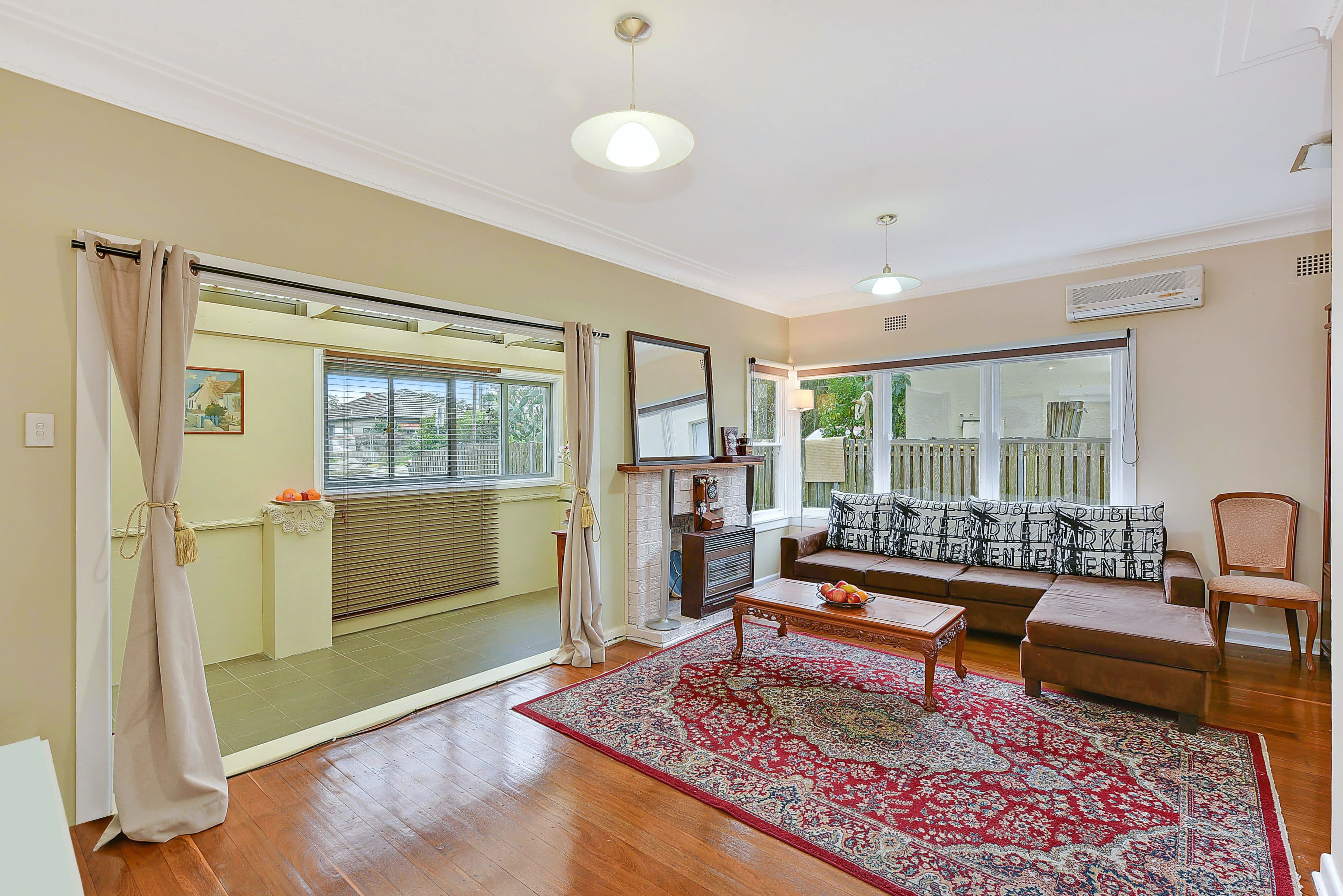 47 The Esplanade, Thornleigh - Thumbnail 2