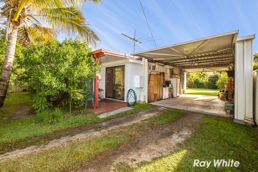 36 Ranald Avenue, Ningi QLD 4511, Ningi - Thumbnail 2