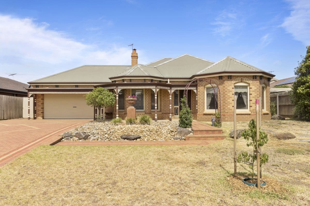 9 Delta Court, Werribee VIC 3030, Werribee - Thumbnail 2
