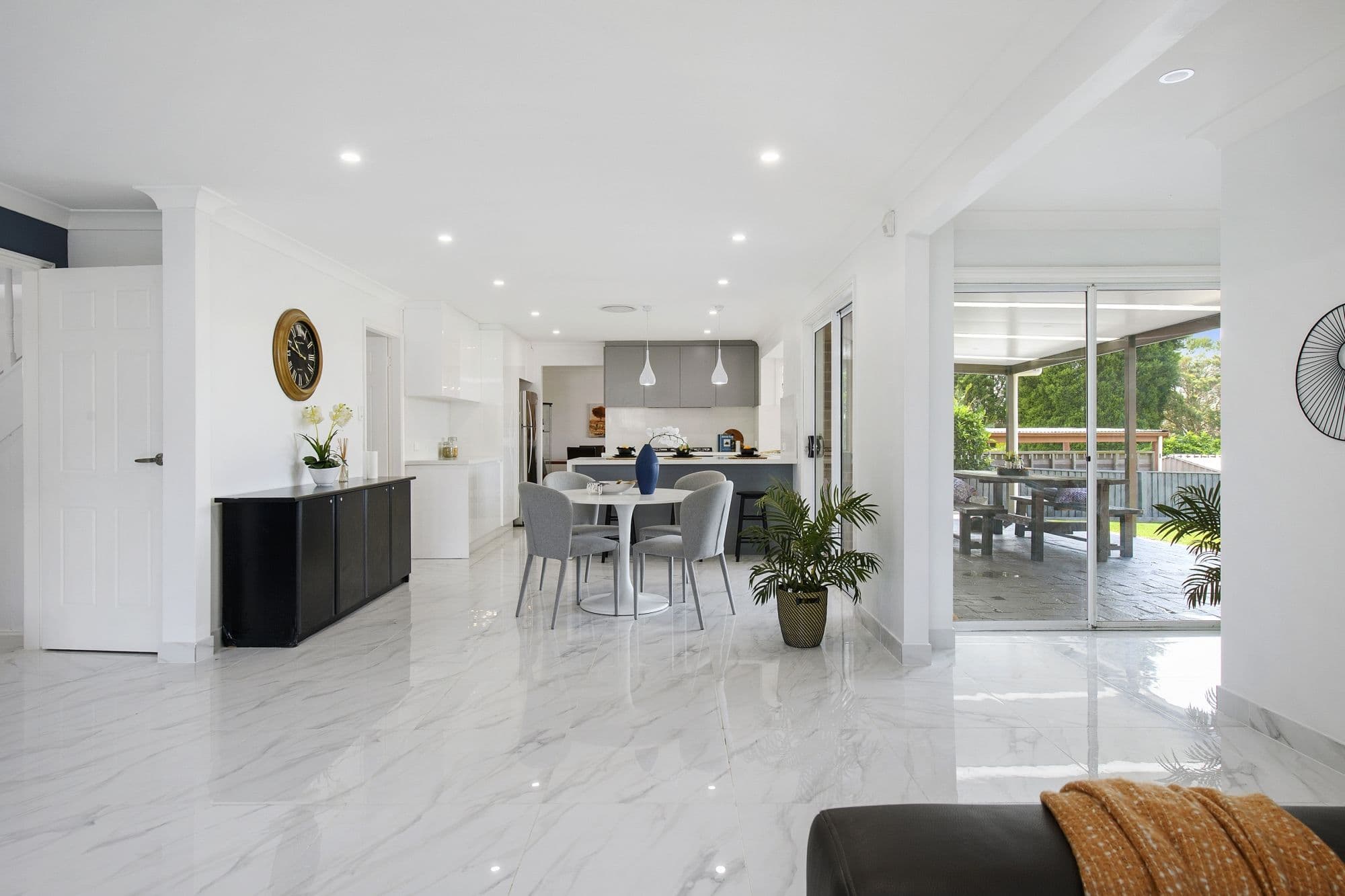 2 Erlestoke Place, Castle Hill NSW 2154, Castle Hill - Thumbnail 5