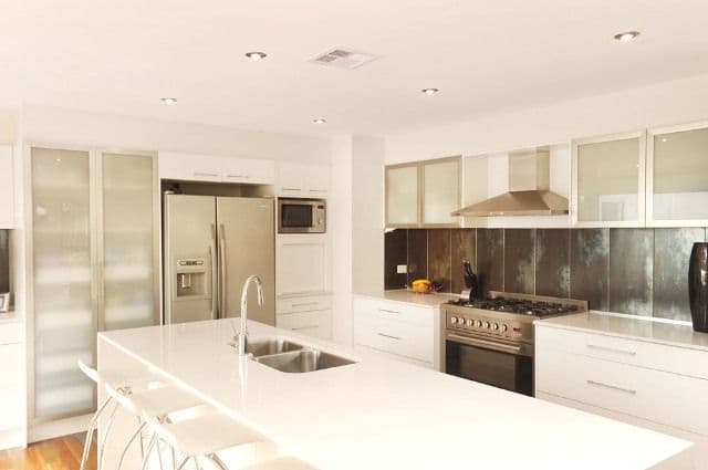 50 Petrel Avenue, MERMAID BEACH QLD 4218, Mermaid Beach - Thumbnail 5