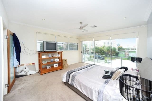 50 Petrel Avenue, MERMAID BEACH QLD 4218, Mermaid Beach - Thumbnail 7