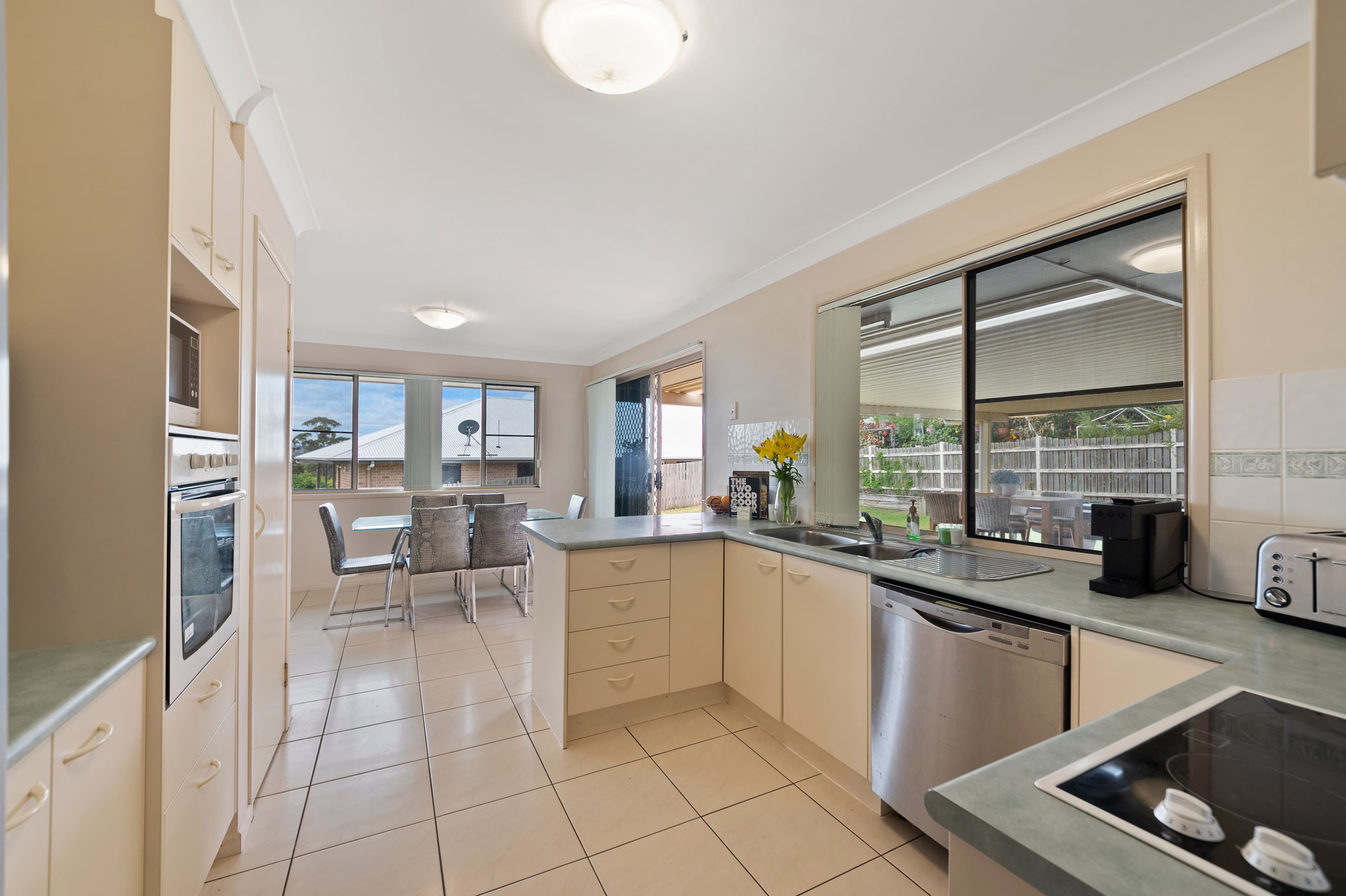 6 Tea Tree Rise, Warwick QLD 4370, Warwick - Thumbnail 2