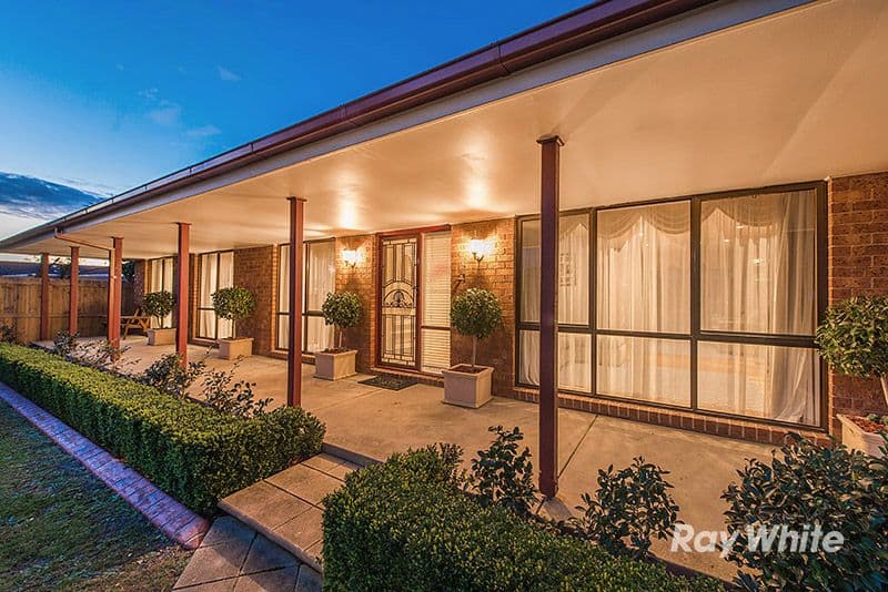 61 Elizabeth Street, Cranbourne North VIC 3977, Cranbourne North - Thumbnail 3