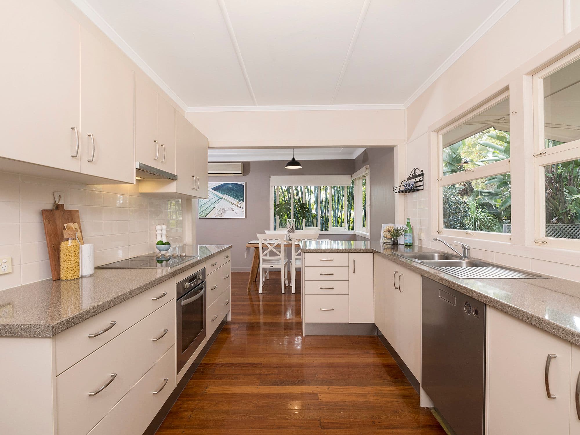 134 Bapaume Road, Holland Park West QLD 4121, Holland Park West - Thumbnail 2
