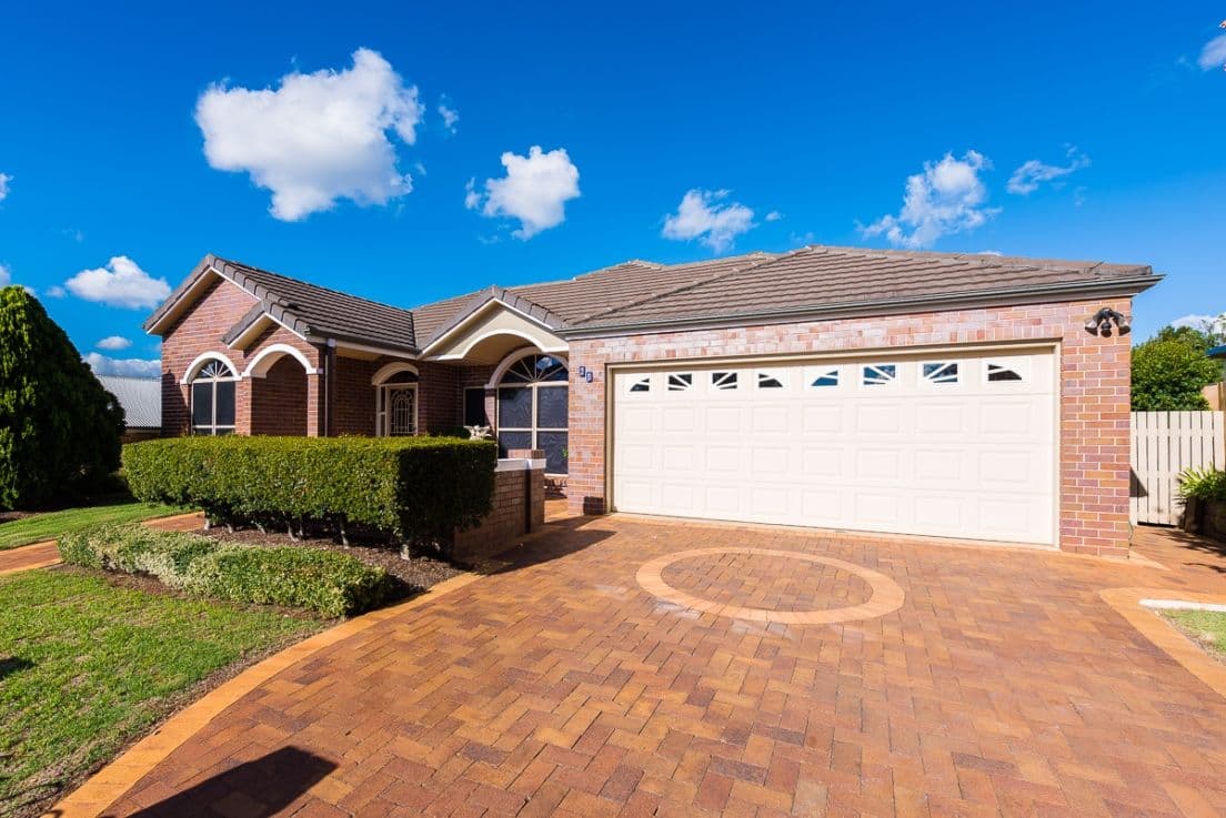 62 Bouganvillea Drive, MIDDLE RIDGE QLD 4350, Middle Ridge - Image 1