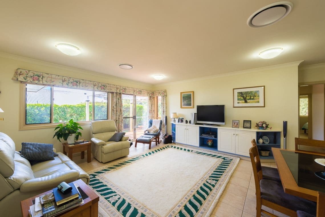 62 Bouganvillea Drive, MIDDLE RIDGE QLD 4350, Middle Ridge - Thumbnail 2