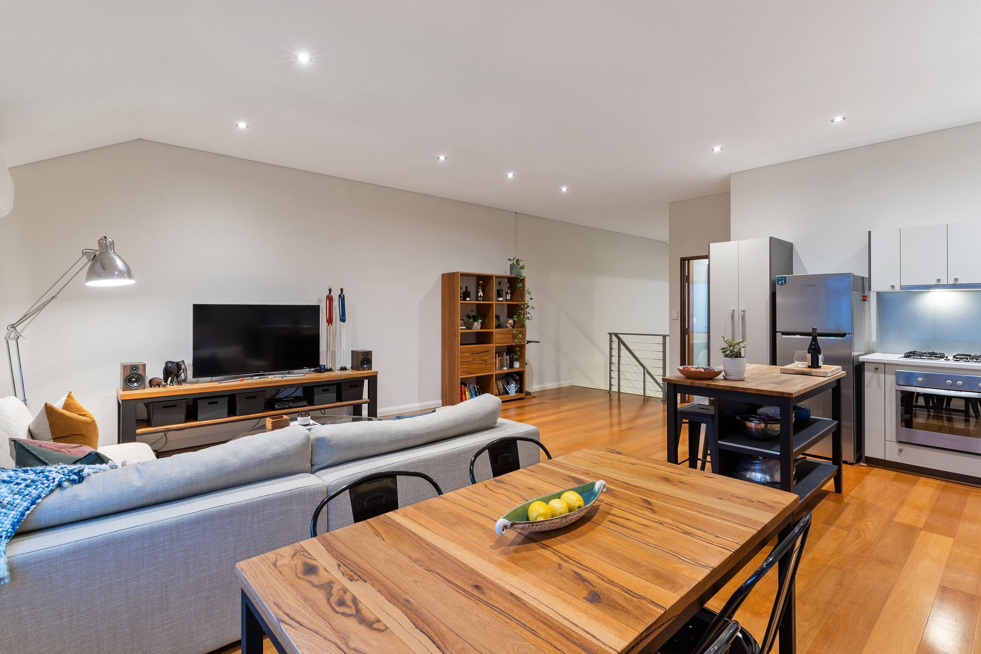 166 Seventh Avenue, Inglewood WA 6052, Inglewood - Image 1