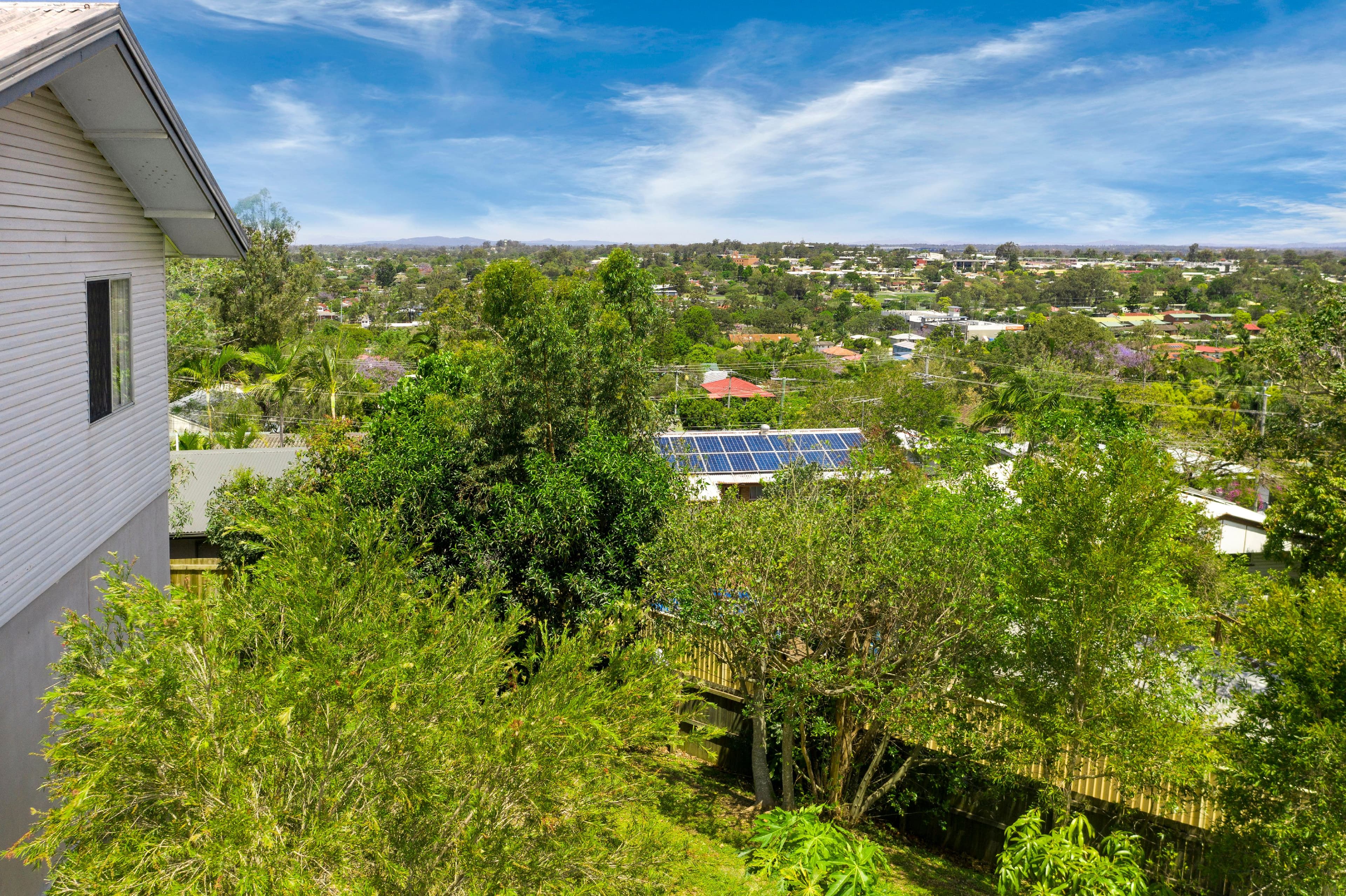 31 Henty Street, Woodridge QLD 4114, Woodridge - Thumbnail 2