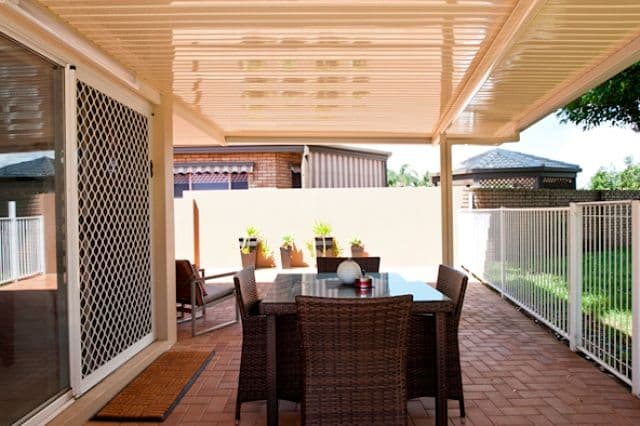 19 Martinique Way, CLEAR ISLAND WATERS QLD 4226, Clear Island Waters - Thumbnail 3