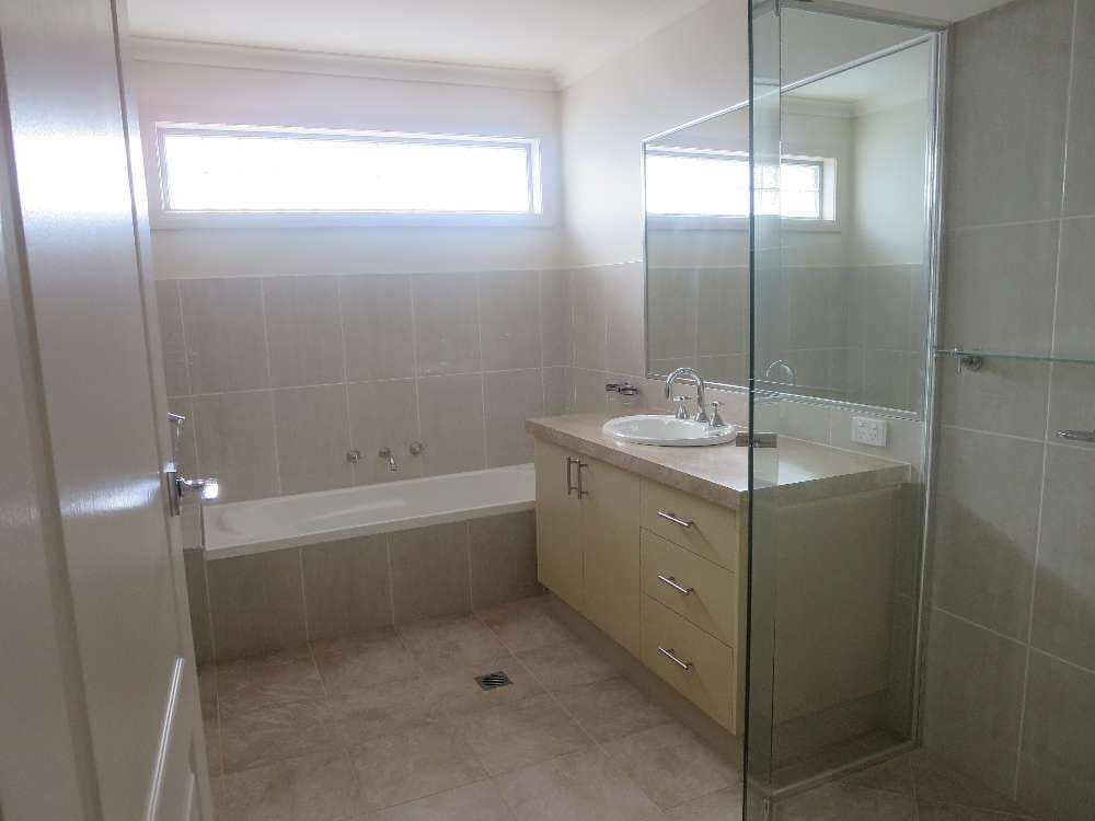 68 Emma Way, GLENROY NSW 2640, Glenroy - Thumbnail 6