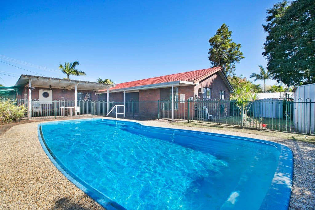 4 Camira Street, Alexandra Hills QLD 4161, Alexandra Hills - Thumbnail 2