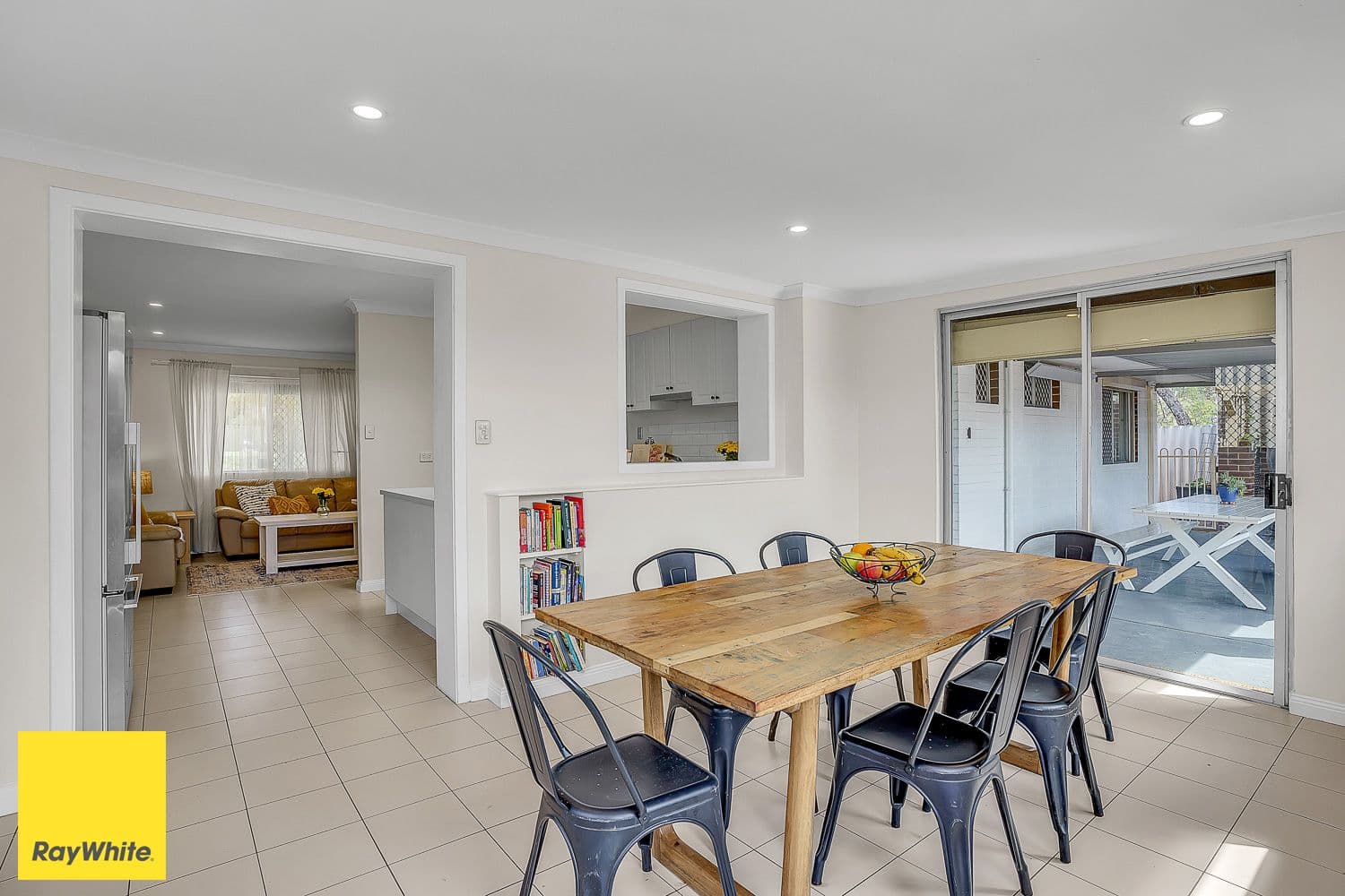 31 Calvert Way, Girrawheen WA 6064, Girrawheen - Thumbnail 6