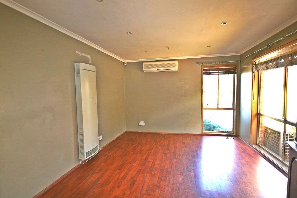 13 Crown Court, KINGS PARK VIC 3021, Kings Park - Thumbnail 2