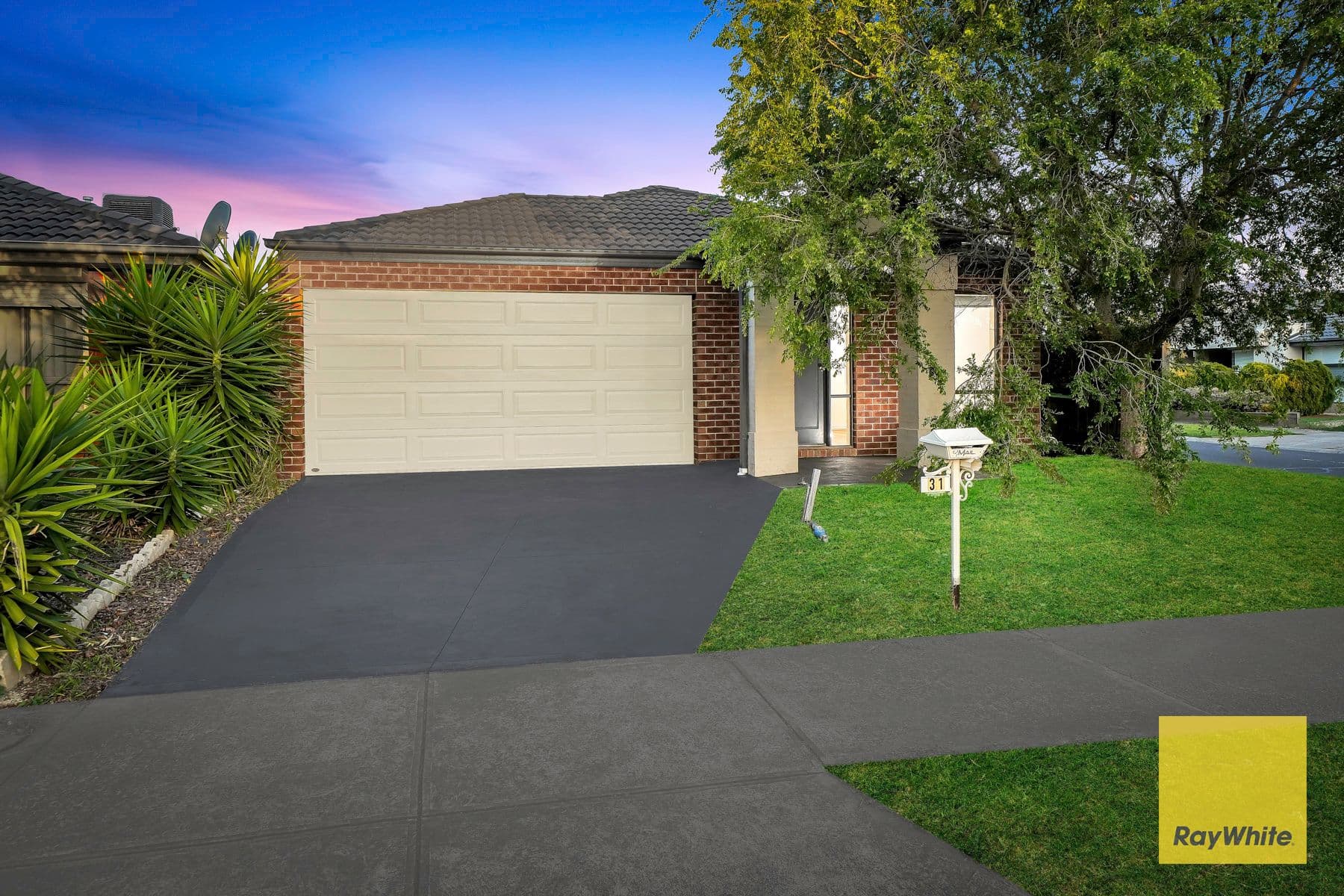 31 Emperor Parade, Tarneit VIC 3029, Tarneit - Thumbnail 2