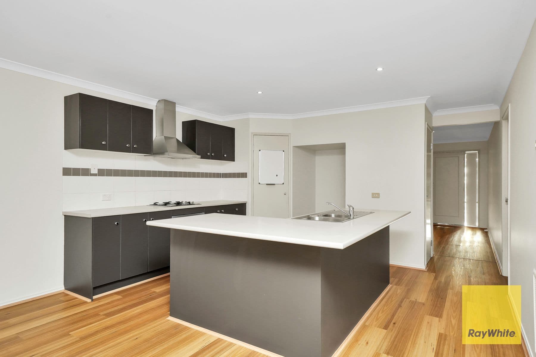 31 Emperor Parade, Tarneit VIC 3029, Tarneit - Thumbnail 4