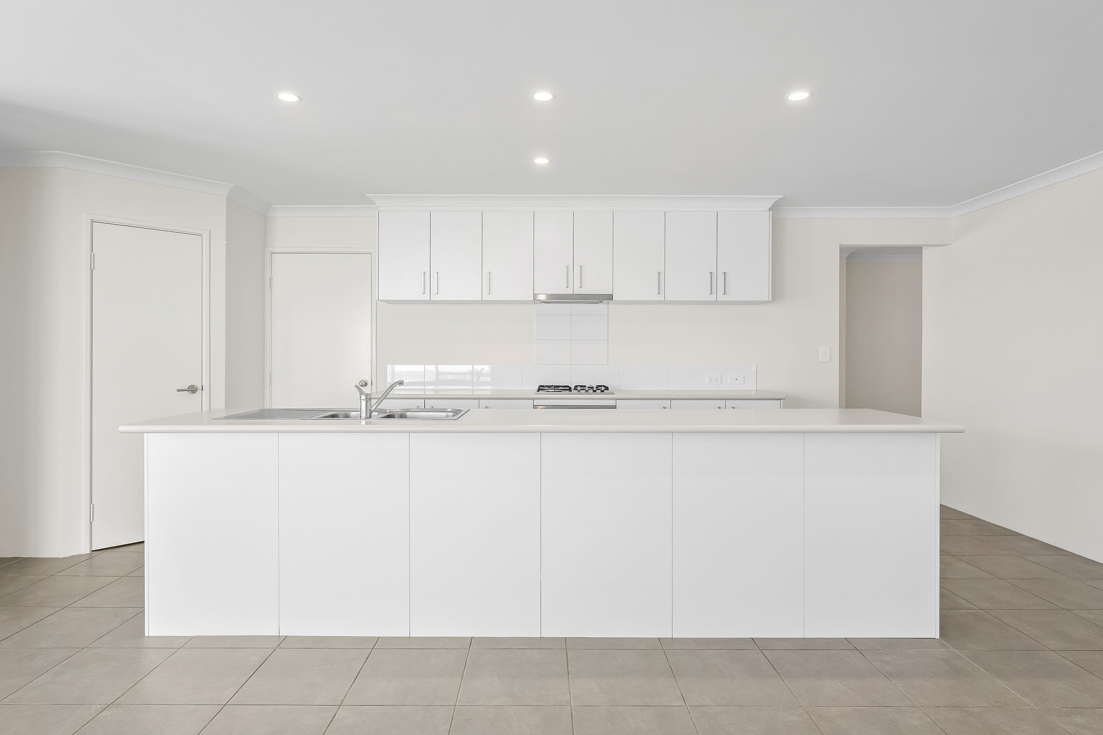 34 Molonglo Crescent, Baldivis WA 6171, Baldivis - Thumbnail 2