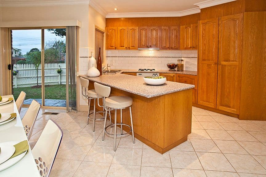 46 Bogong Avenue, GLEN WAVERLEY VIC 3150, Glen Waverley - Thumbnail 2