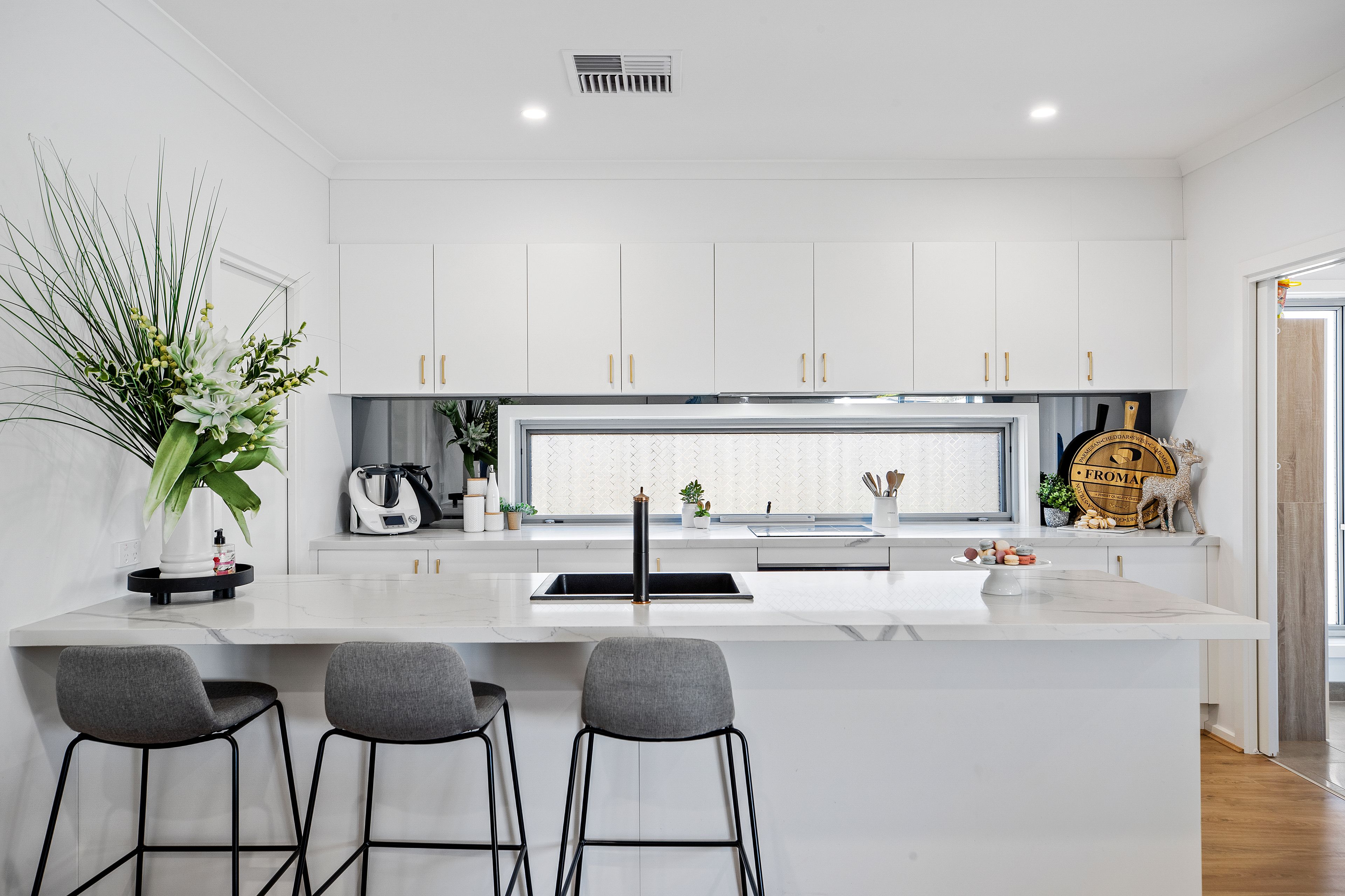 30 Faraday Street, Boronia VIC 3155, Boronia - Thumbnail 2