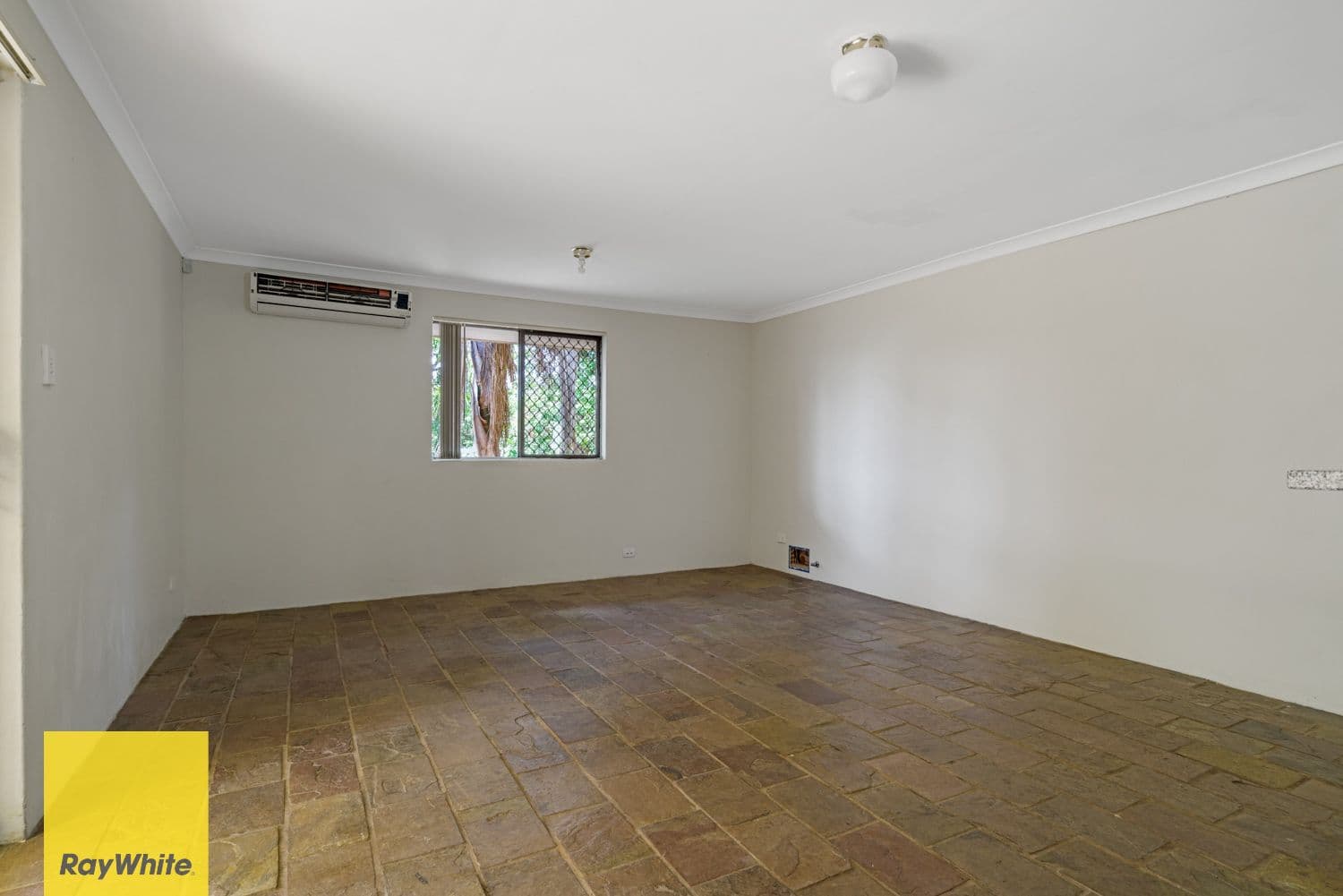 1 Hartog Grove, Mirrabooka WA 6061, Mirrabooka - Thumbnail 4