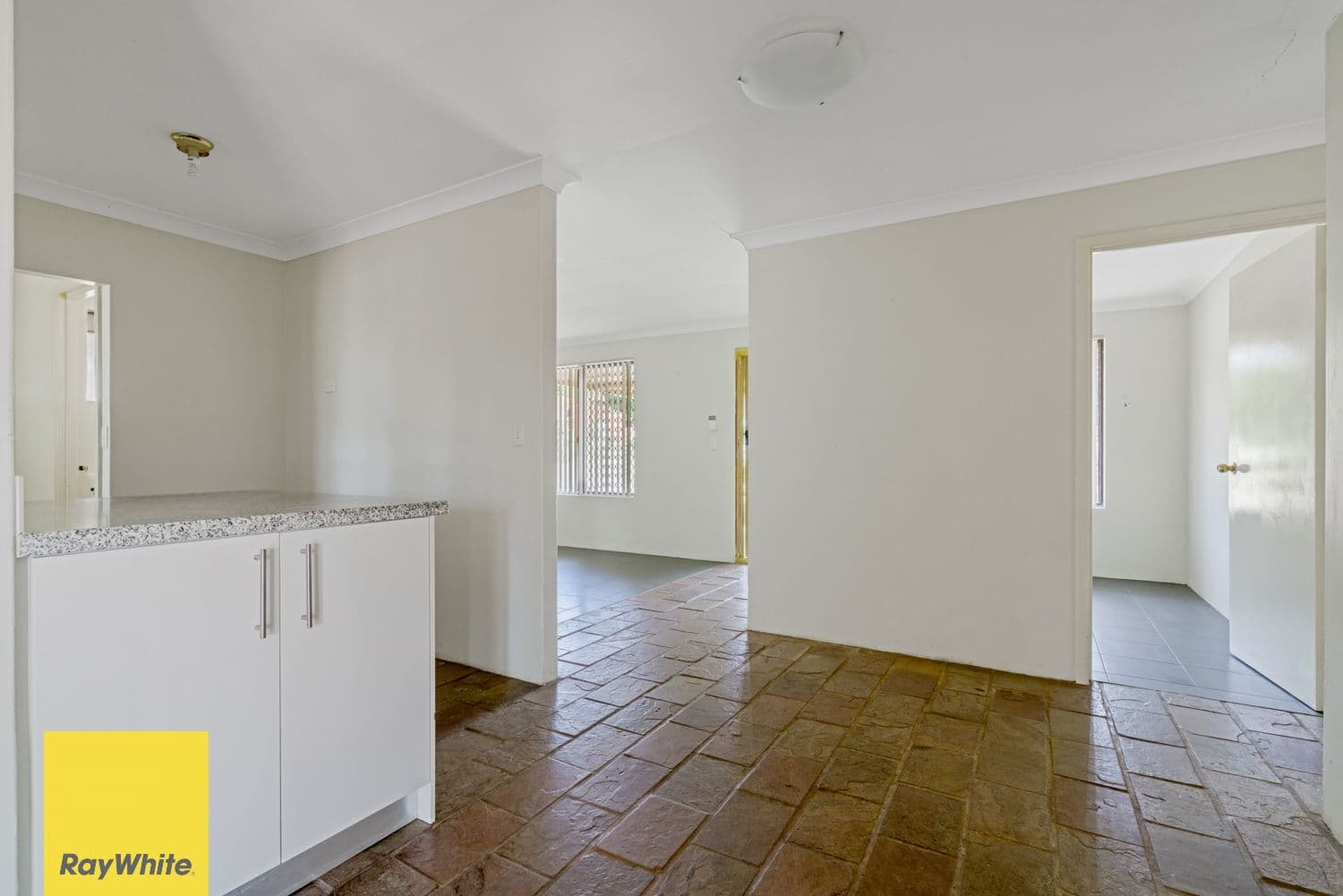 1 Hartog Grove, Mirrabooka WA 6061, Mirrabooka - Thumbnail 7