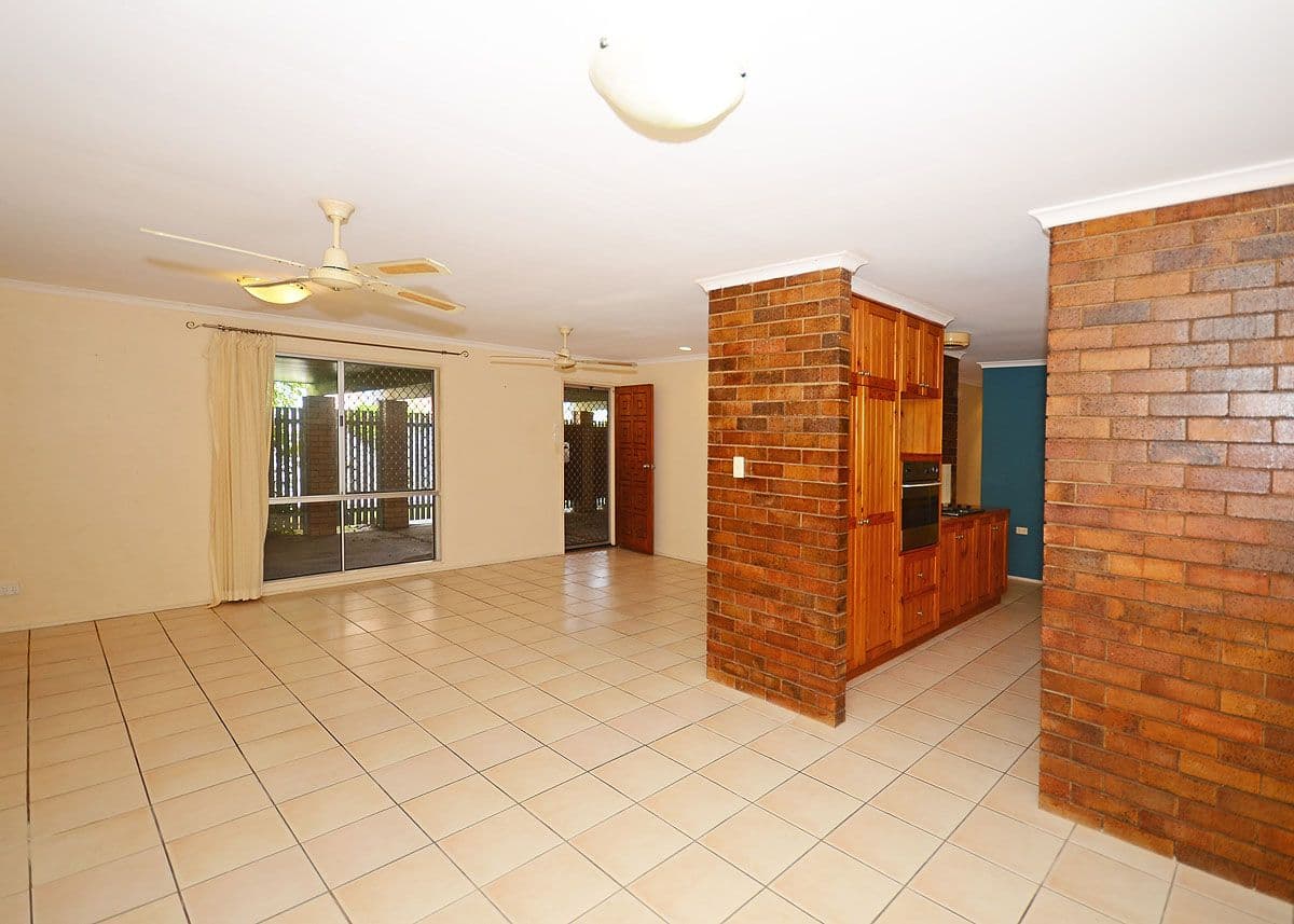 19 Galatea Street, Point Vernon QLD 4655, Point Vernon - Thumbnail 3