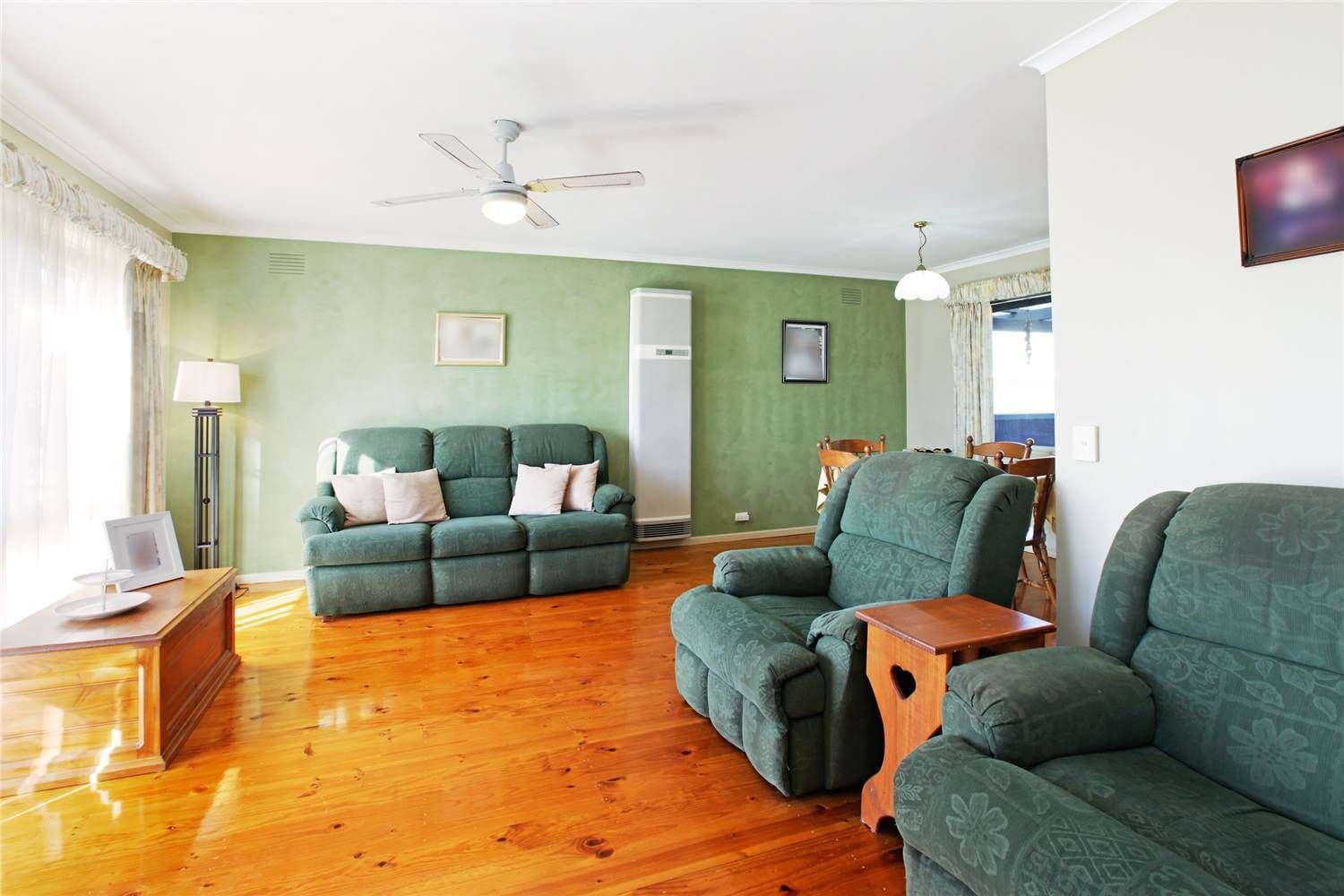 35 Nanworen Crescent, BELL PARK VIC 3215, Bell Park - Thumbnail 4