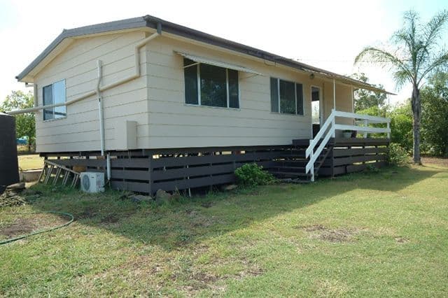 19   Ruby Street, KINGSTHORPE QLD 4400, Kingsthorpe - Thumbnail 8